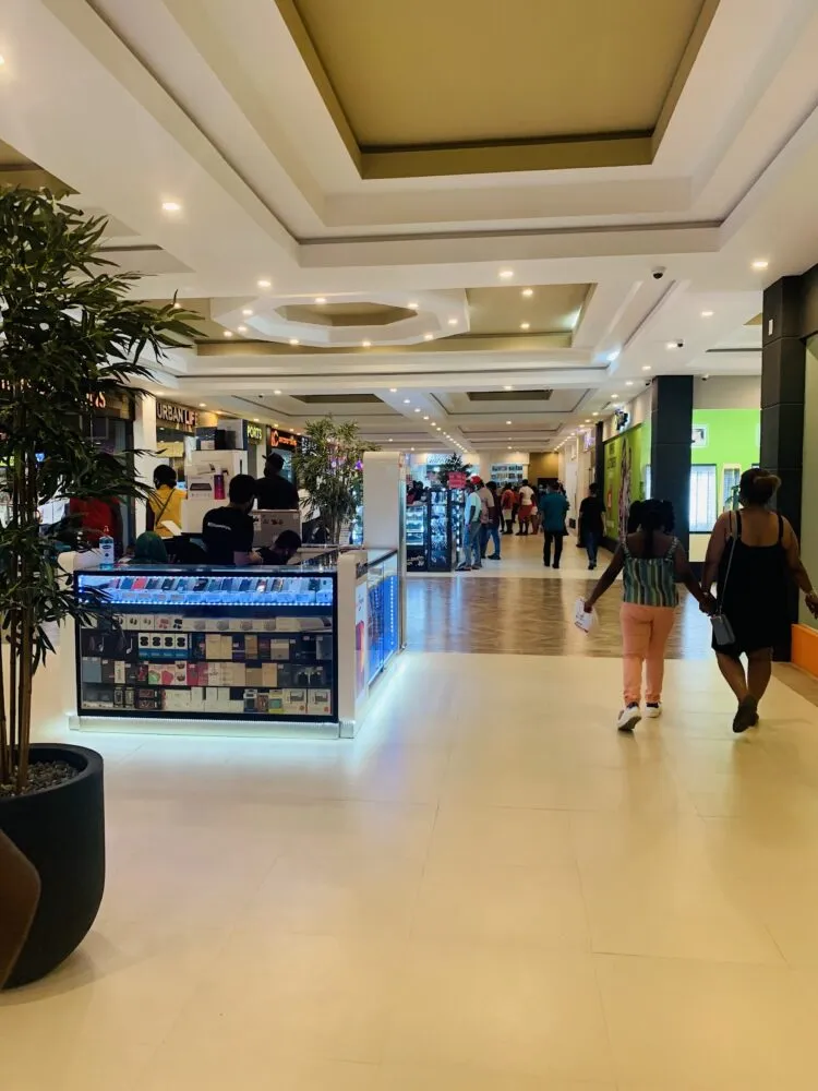 Amazonia Mall - Image 3