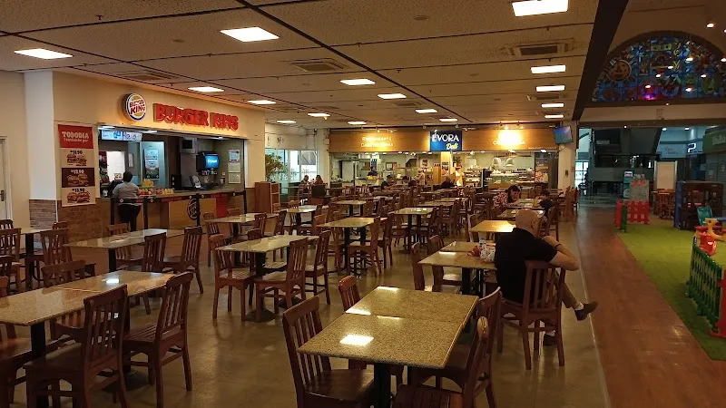 Barra Square Shopping - Image 6