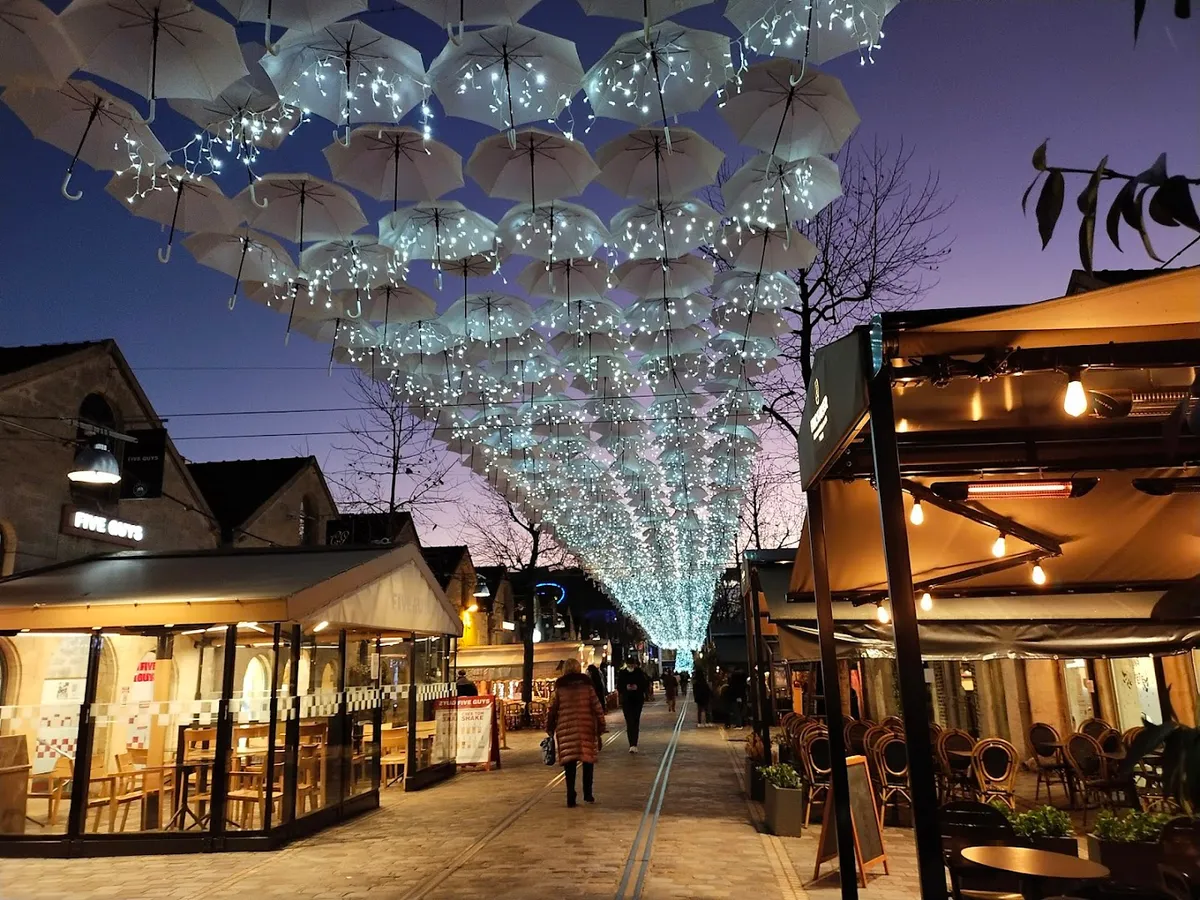 Bercy Village - Image 6
