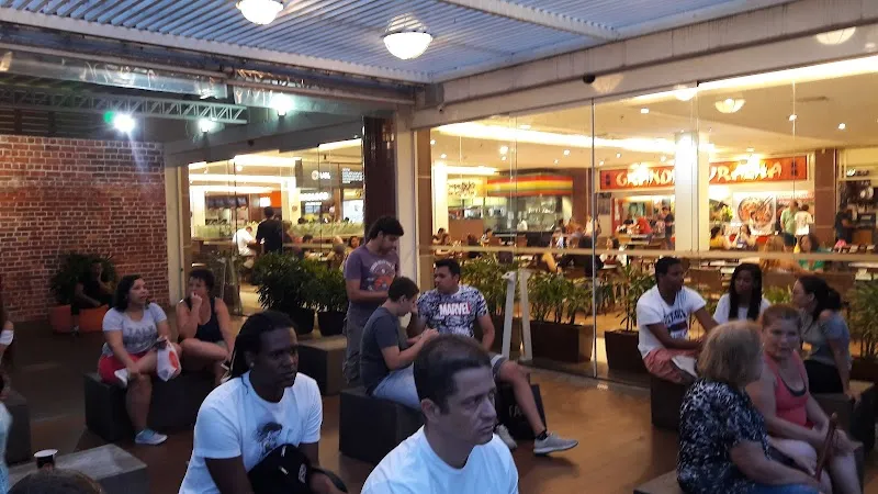 Botafogo Praia Shopping - Image 4