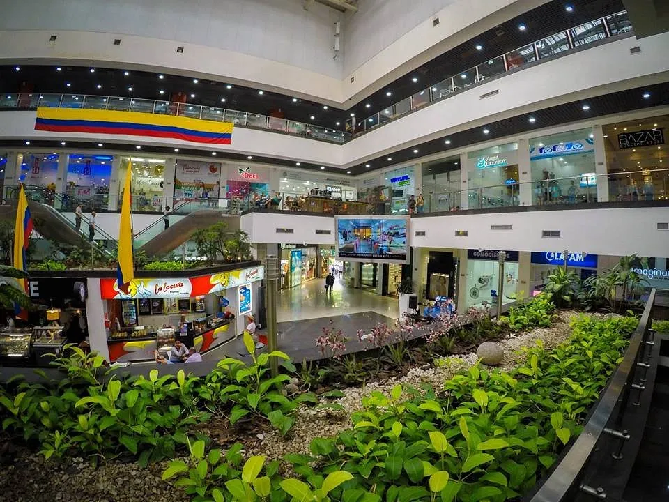 Centenario Mall - Image 4