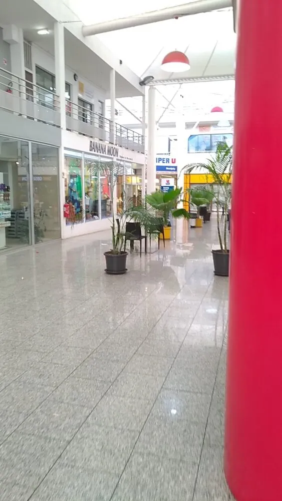 Centre Commercial Montjoly 2 - Image 6