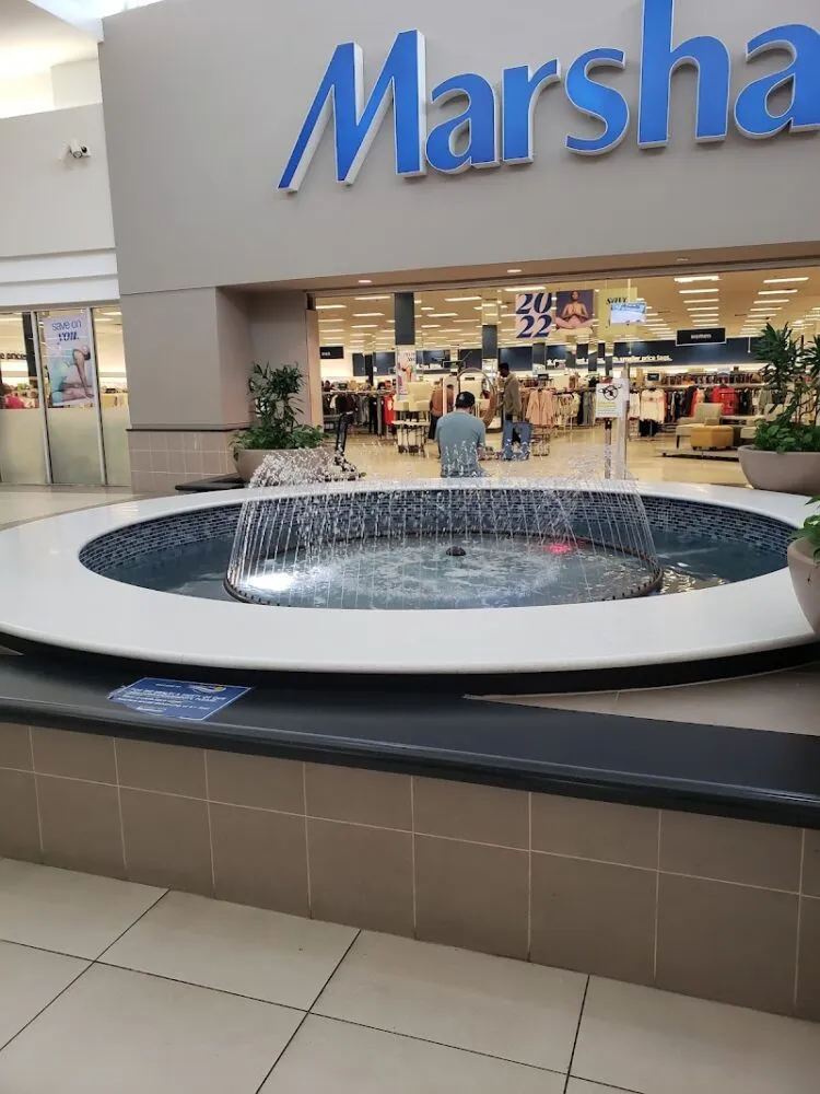 Coral Ridge Mall - Image 3