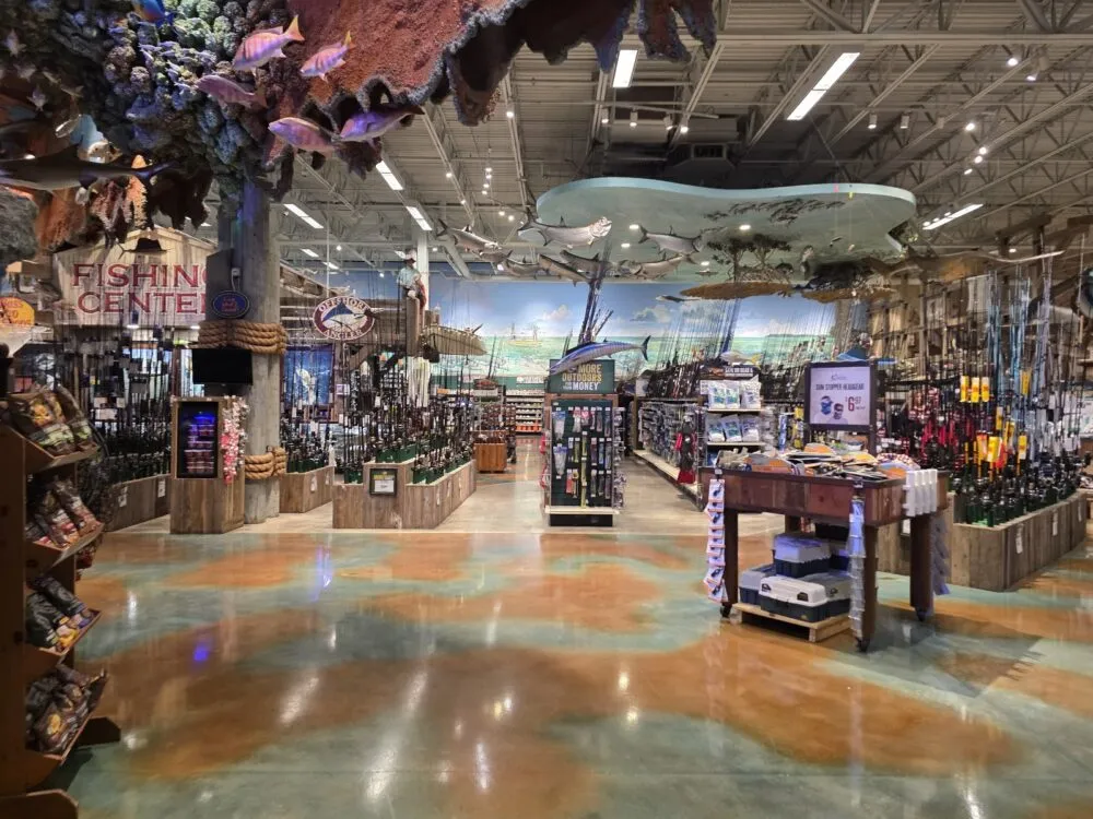 Dolphin Mall - Image 5
