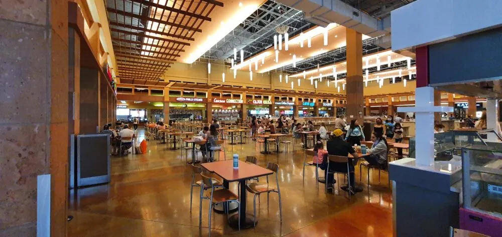 Dolphin Mall - Image 6