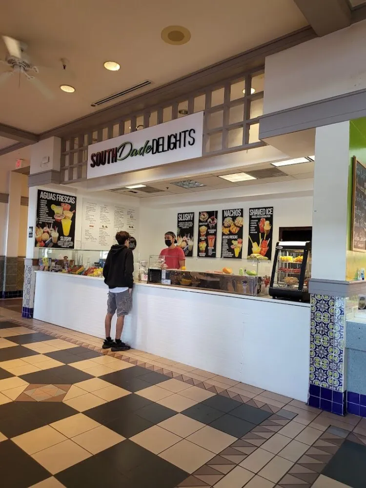 Florida Keys Outlet Marketplace - Image 7