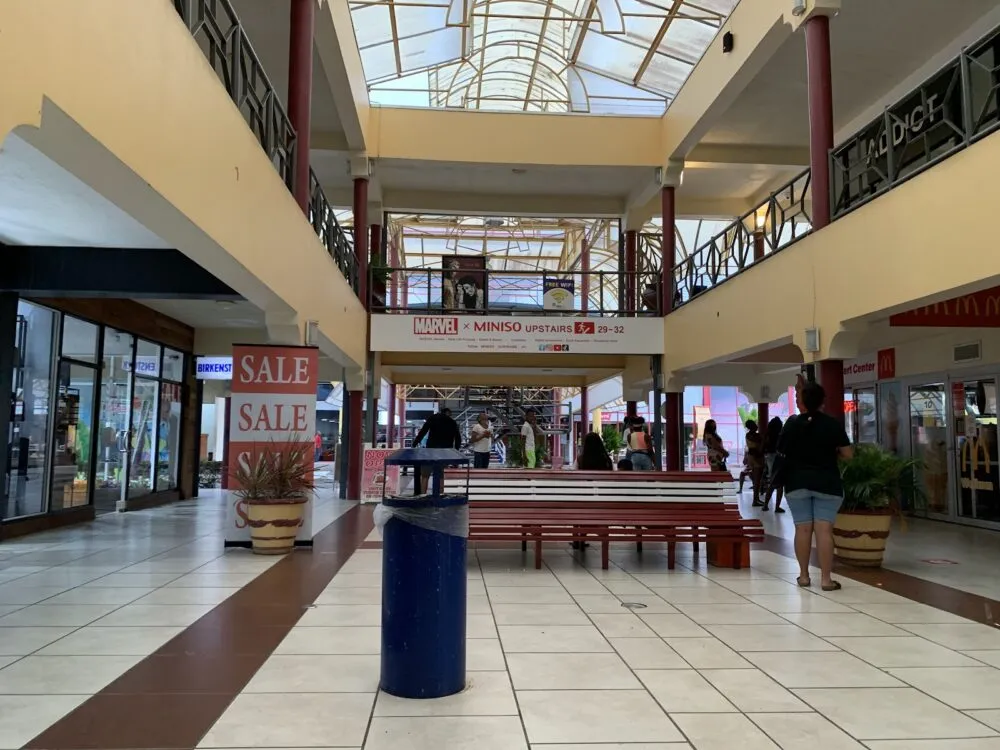 Hermitage Mall - Image 2