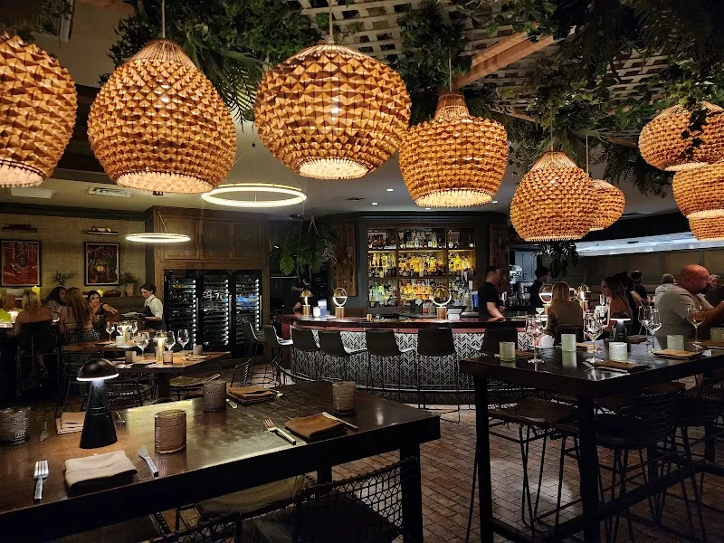 Hyde Park Village - Image 3