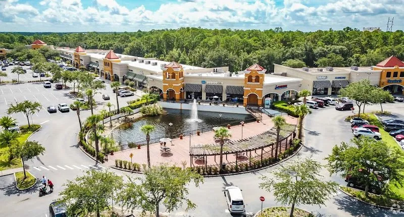 Lake Buena Vista Factory Stores - Image 2