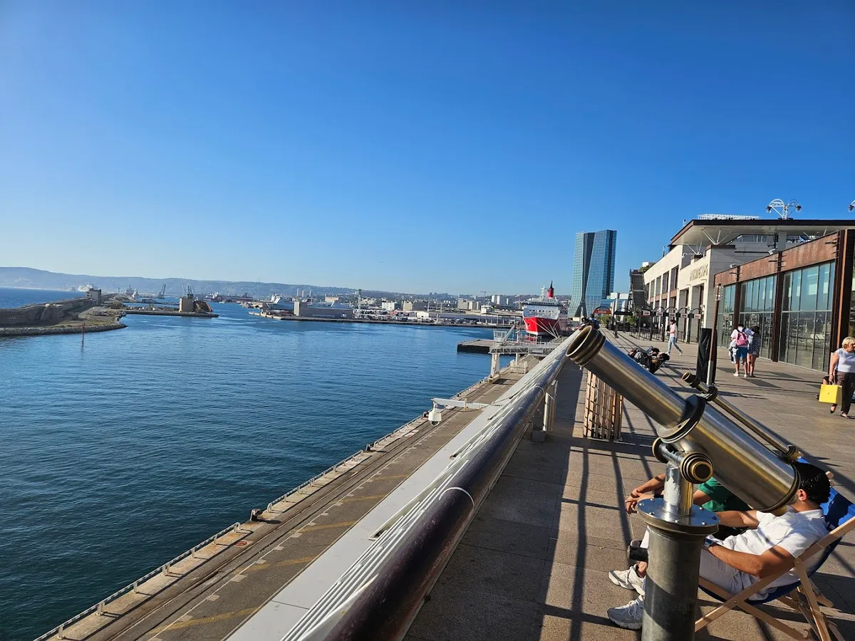 Les Terrasses du Port - Image 5