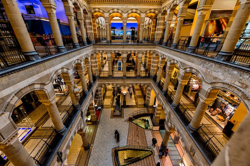 Magna Plaza - Image 5