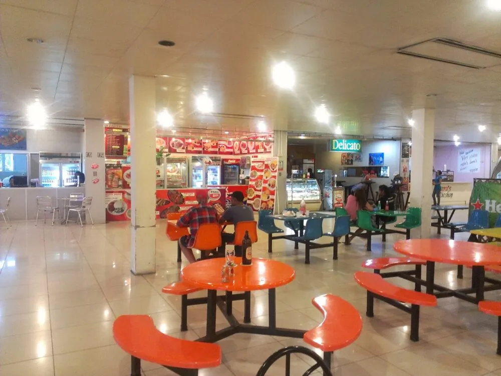 Maretraite Mall - Image 2