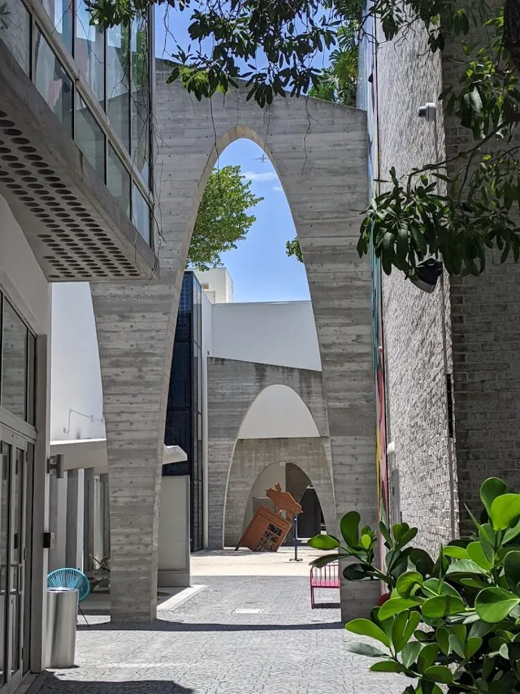 Miami Design District - Image 6
