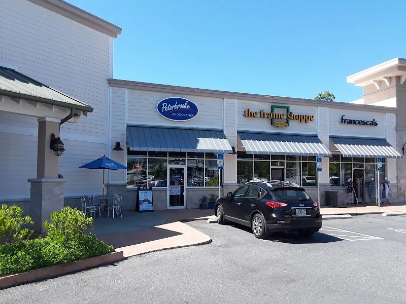 Miracle Plaza - Image 3