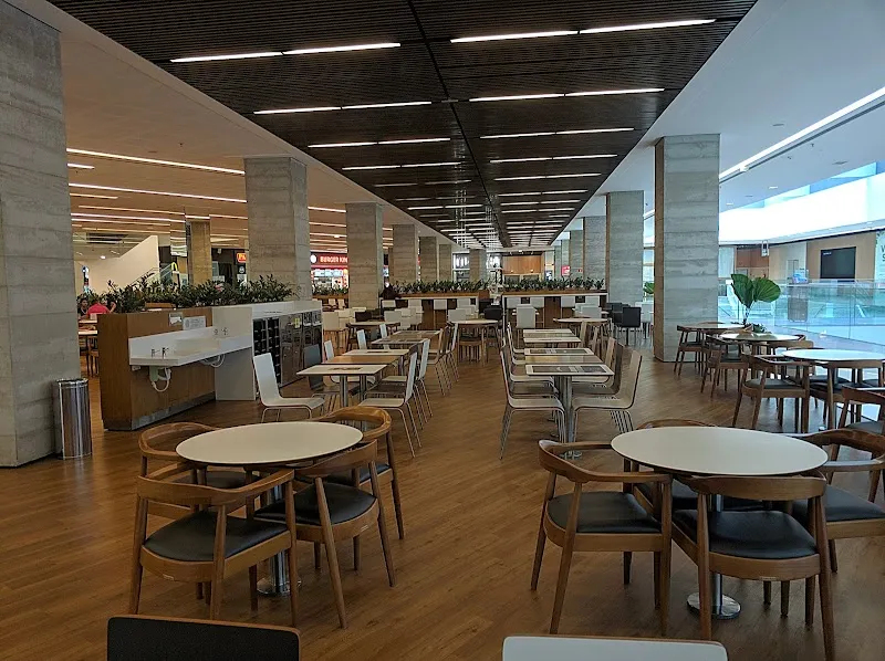 Parque da Cidade Mall - Image 7