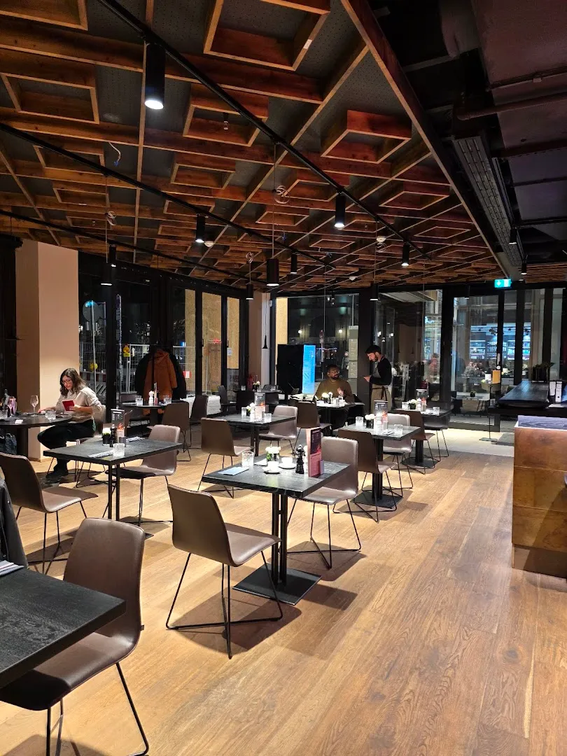 Quartier 205 Stadtmitte - Image 3