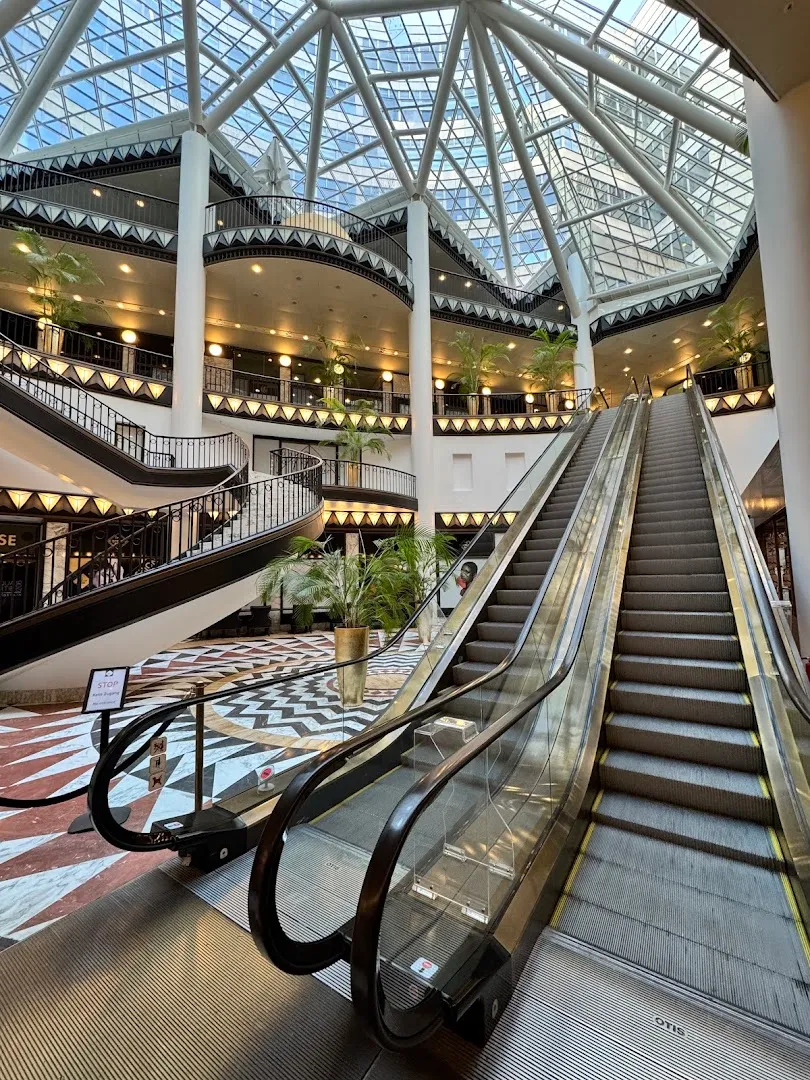 Quartier 205 Stadtmitte - Image 5
