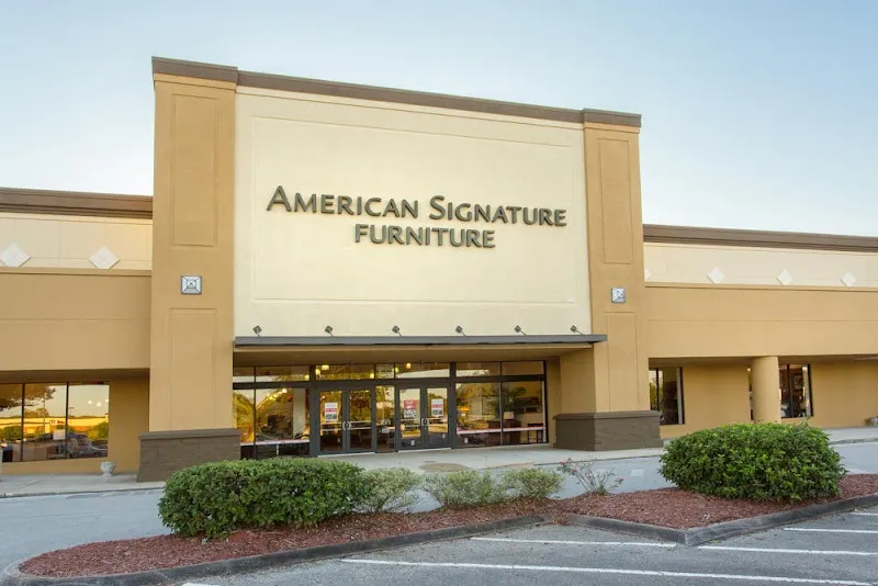 Regency Park Shopping Center - Image 7
