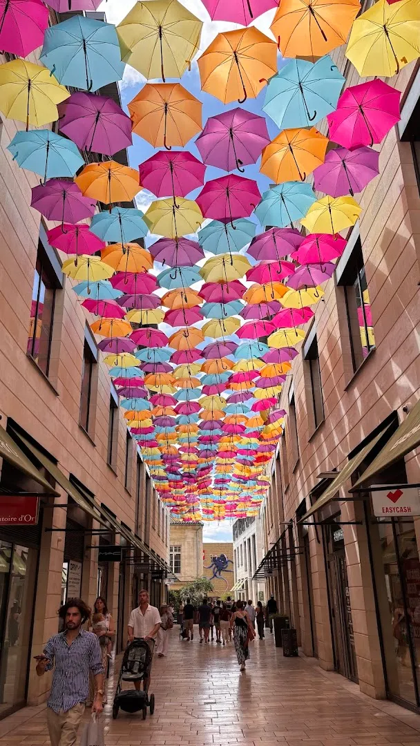 Rue Sainte-Catherine - Image 3