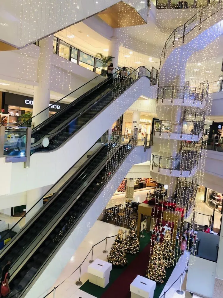 Shopping West Plaza - Image 4