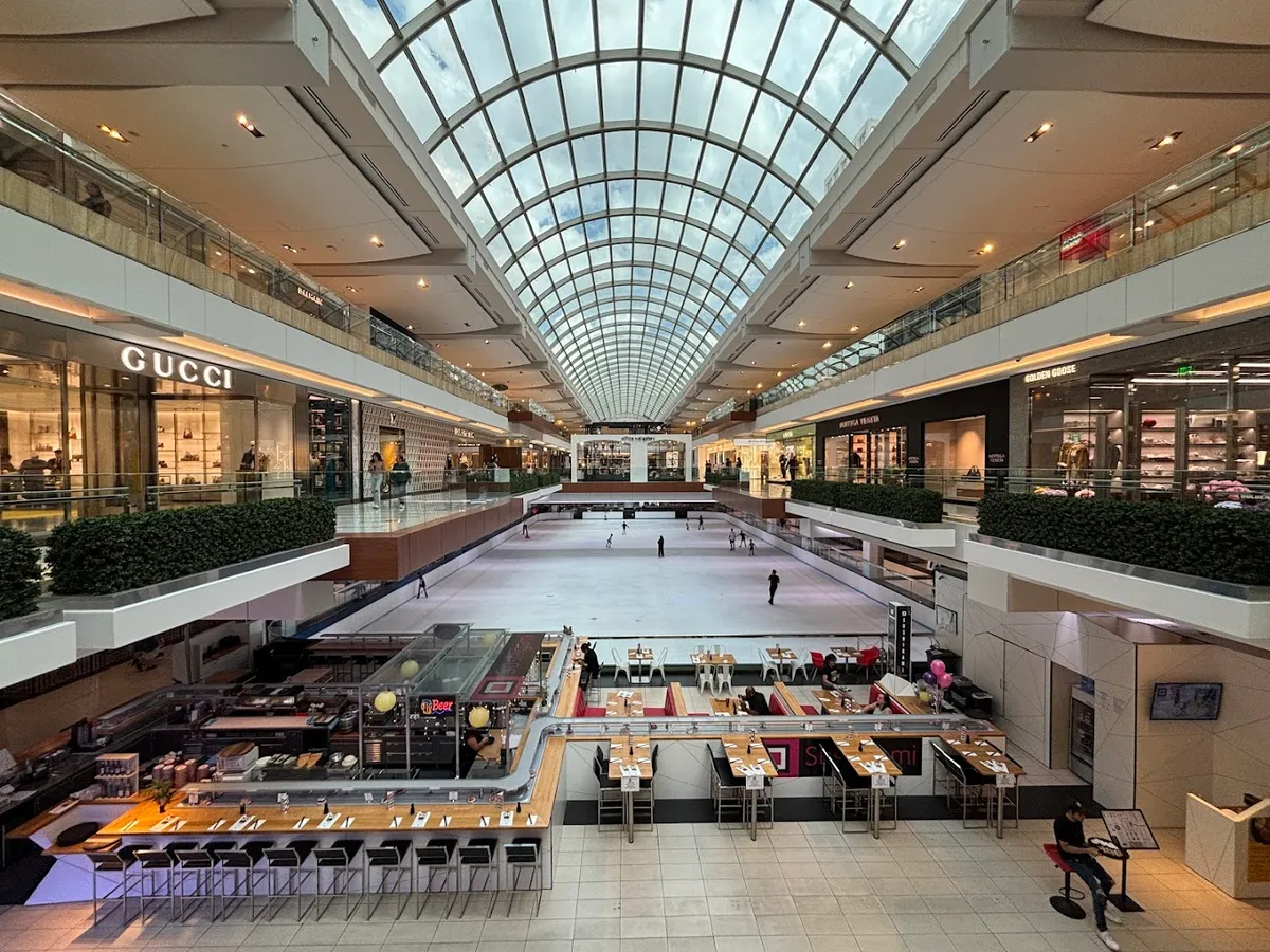 The Galleria - Image 4