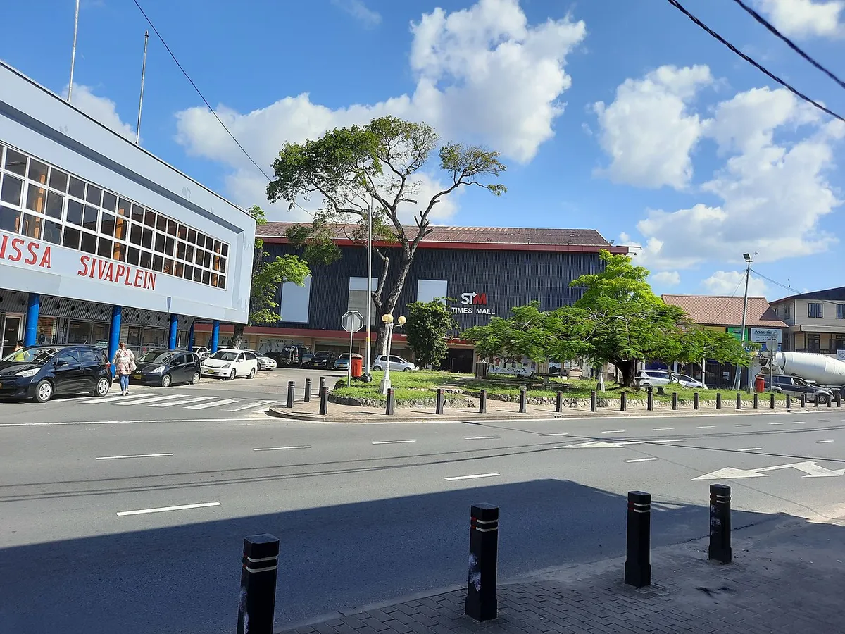 Suriname Times Mall - Image 4