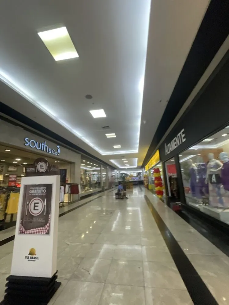 Via Brasil Shopping - Image 4