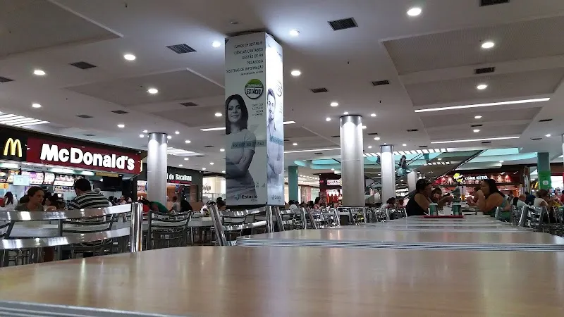 West Shopping - Image 3