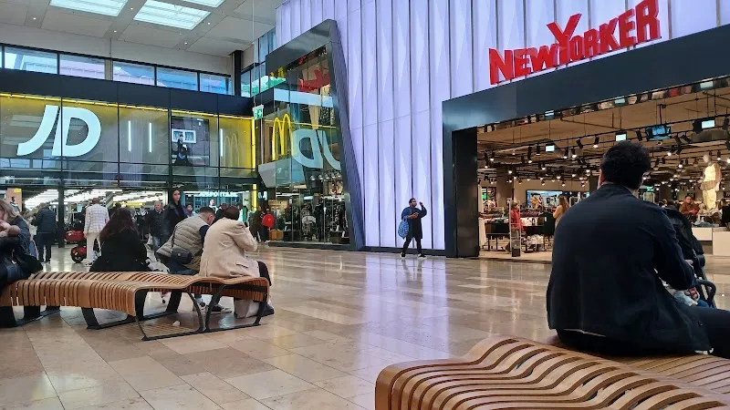Winkelcentrum Zuidplein - Image 2
